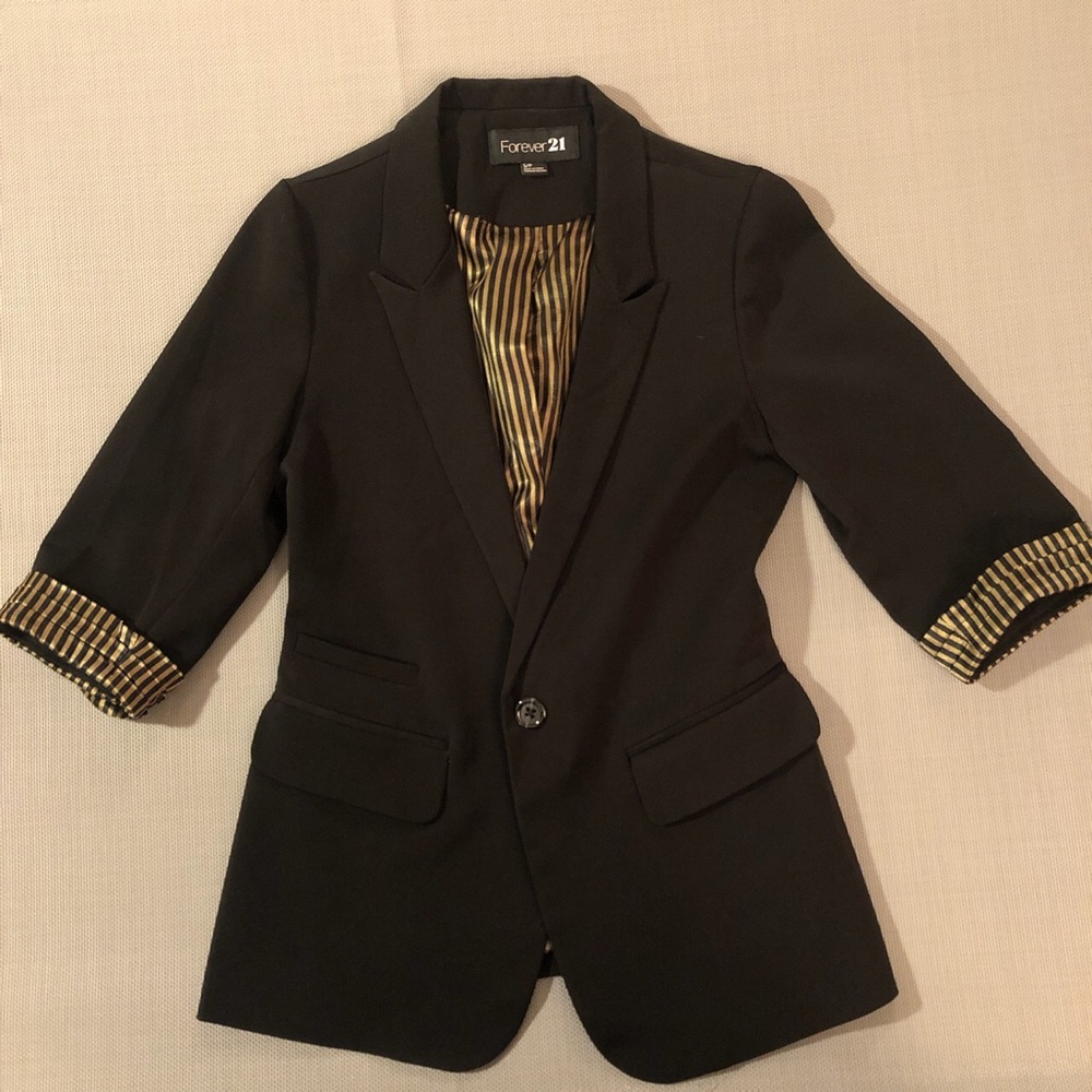 Women’s black blazer